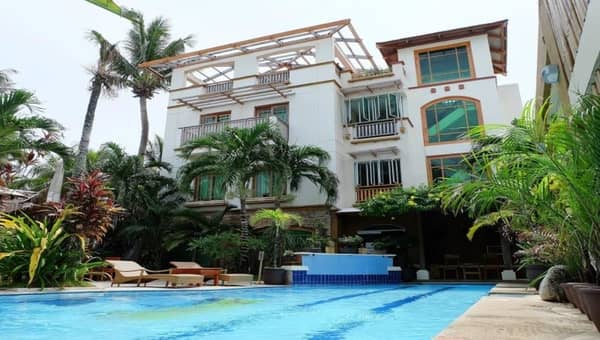 Boracay Beach Club - Family Hotel in White Beach - Best Deals 2018